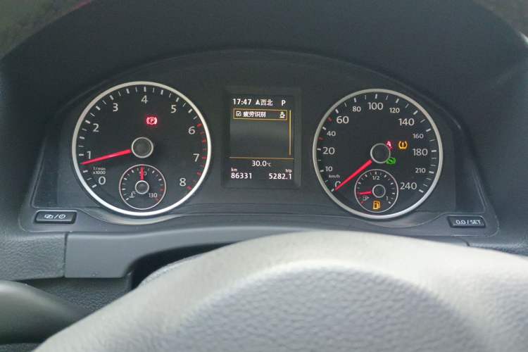 Used Volkswagen Tiguan 2016 300TSI Automatic All-Wheel Drive Luxury Edition Instrument Cluster