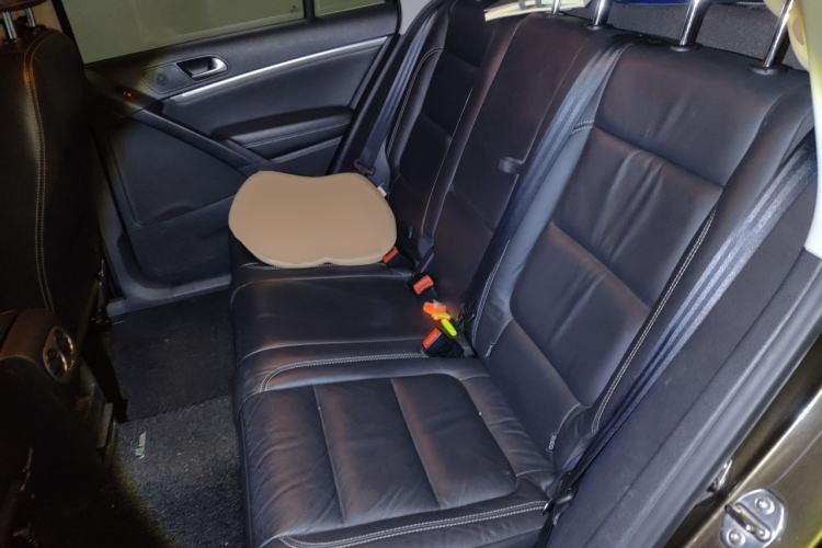 Used Volkswagen Tiguan 2016 300TSI Automatic Two-Wheel Drive Comfort Edition Left Rear Seat