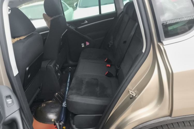 Used Volkswagen Tiguan 2016 2.0 TSI Four-Wheel Drive Standard Version Left Rear Seat