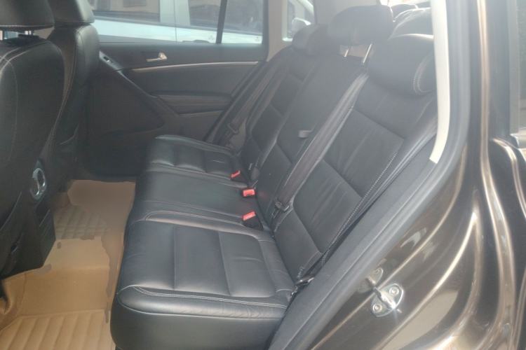 Used Volkswagen Tiguan 2016 300TSI Automatic Two-Wheel Drive Comfort Edition Left Rear Seat