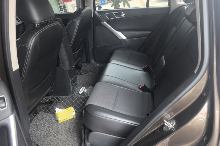 Used Volkswagen Tiguan 2016 280TSI Automatic Two-Wheel-Drive Silk Road Style Edition Left Rear Seat