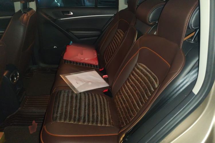 Used Volkswagen Tiguan 2016 300TSI Automatic All-Wheel Drive Fashion Vision Edition Left Rear Seat