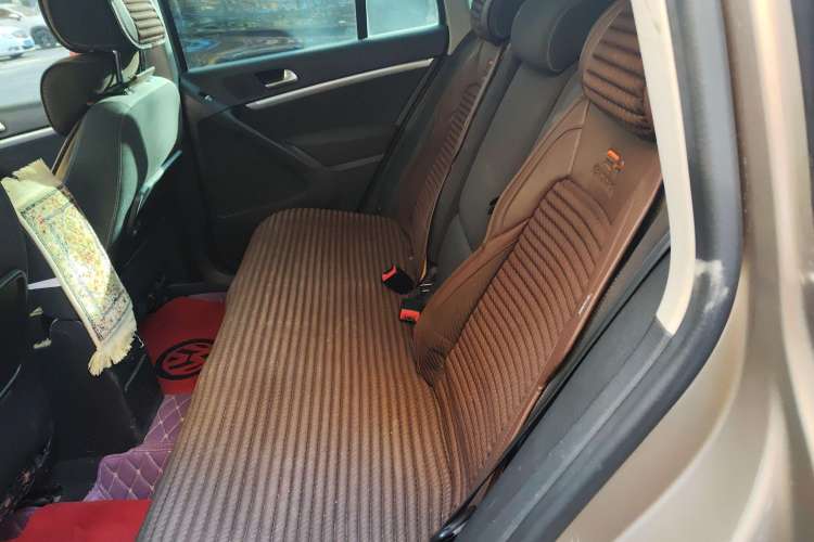 Used Volkswagen Tiguan 2016 2.0 TSI Four-Wheel Drive Standard Version Left Rear Seat