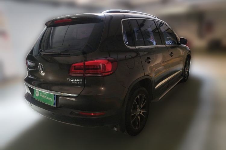 Used Volkswagen Tiguan 2016 300TSI Automatic Two-Wheel Drive Luxury Edition Rear Right 45 Deg