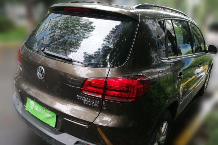 Used Volkswagen Tiguan 2016 300TSI Automatic Two-Wheel Drive Trend Edition Rear Right 45 Deg