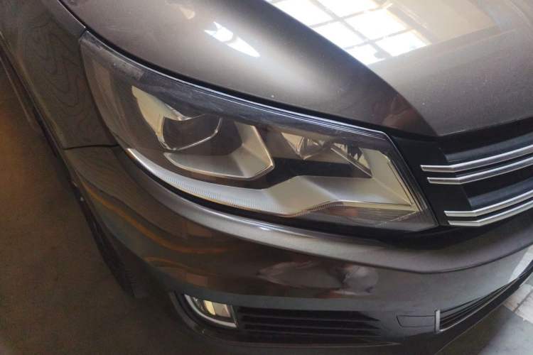 Used Volkswagen Tiguan 2016 300TSI Automatic Two-Wheel Drive Luxury Edition Right Front Headlight