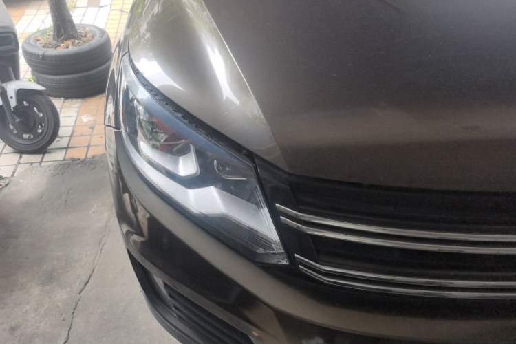 Used Volkswagen Tiguan 2016 280TSI Automatic Two-Wheel-Drive Silk Road Style Edition Right Front Headlight