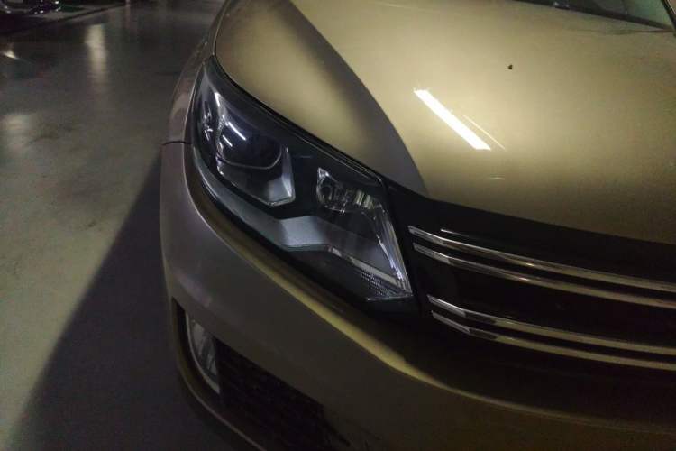 Used Volkswagen Tiguan 2016 300TSI Automatic All-Wheel Drive Fashion Vision Edition Right Front Headlight