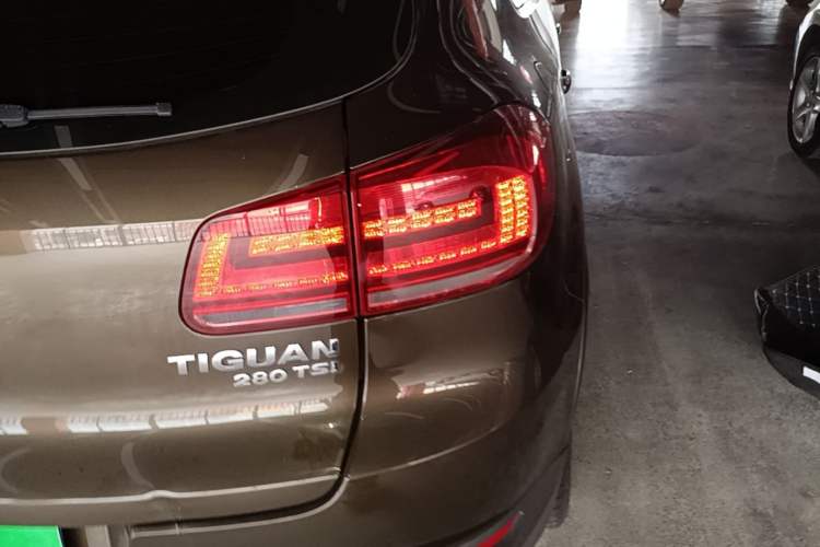 Used Volkswagen Tiguan 2016 280TSI Automatic Two-Wheel-Drive Silk Road Style Edition Right Rear Taillight