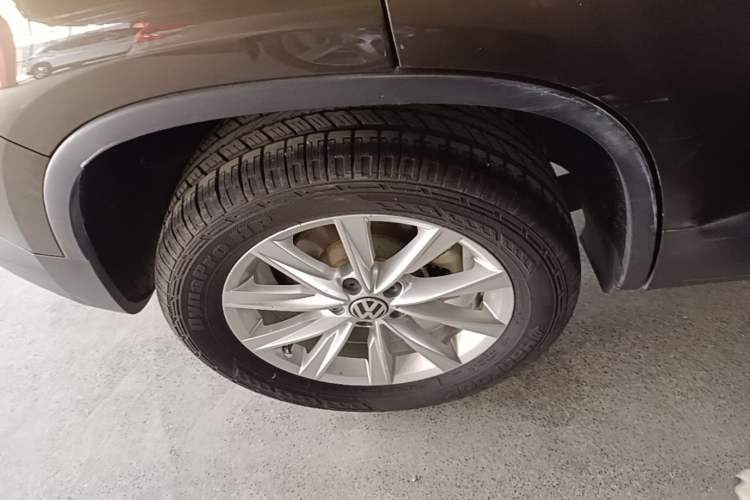 Used Volkswagen Tiguan 2016 280TSI Automatic Two-Wheel-Drive Silk Road Style Edition Right Rear Wheel Hub