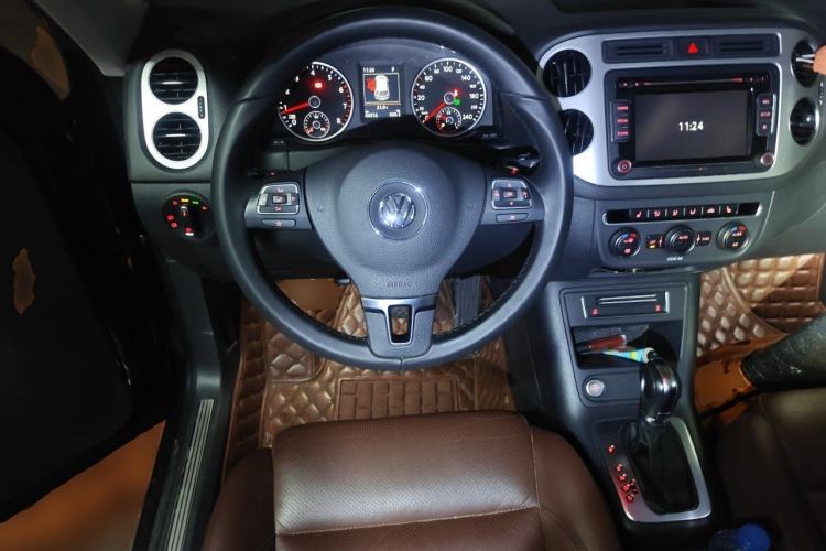 Used Volkswagen Tiguan 2016 300TSI Automatic Two-Wheel Drive Luxury Edition Steering Wheel