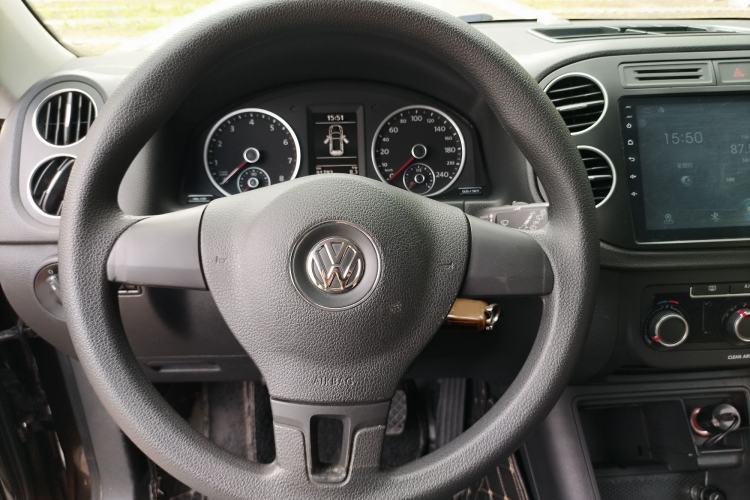 Used Volkswagen Tiguan 2016 280TSI Automatic Two-Wheel-Drive Silk Road Style Edition Steering Wheel