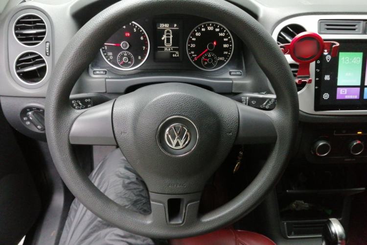 Used Volkswagen Tiguan 2016 300TSI Automatic Two-Wheel Drive Trend Edition Steering Wheel