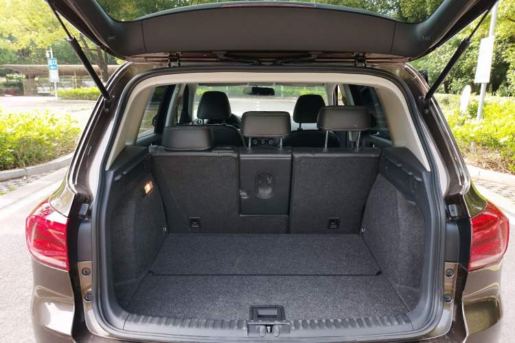 Used Volkswagen Tiguan 2016 280TSI Automatic Two-Wheel-Drive Silk Road Style Edition Trunk