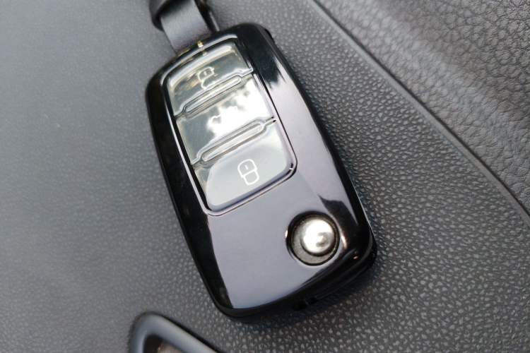Used Volkswagen Tiguan 2016 300TSI Automatic Two-Wheel Drive Luxury Edition Vehicle Key