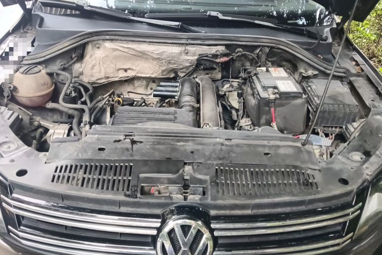 Used Volkswagen Tiguan 2016 280TSI Automatic Two-Wheel-Drive Silk Road Style Edition Engine Bay