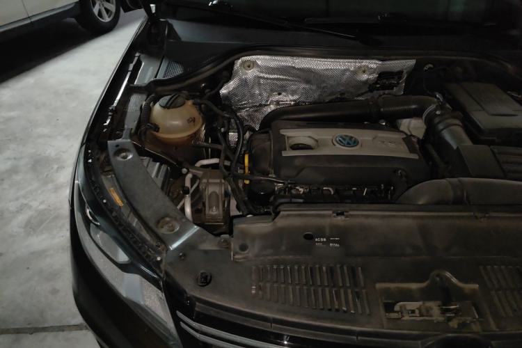 Used Volkswagen Tiguan 2016 300TSI Automatic Two-Wheel Drive Luxury Edition Engine Bay Right