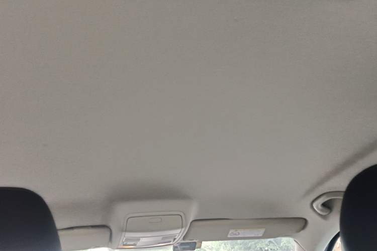 Used Volkswagen Tiguan 2016 280TSI Automatic Two-Wheel-Drive Silk Road Style Edition Headliner