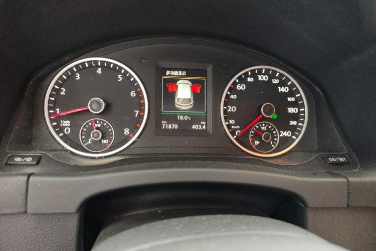Used Volkswagen Tiguan 2016 300TSI Automatic Two-Wheel Drive Luxury Edition Instrument Cluster