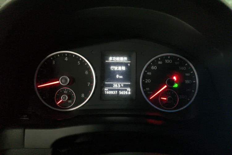Used Volkswagen Tiguan 2016 300TSI Automatic Two-Wheel Drive Comfort Edition Instrument Cluster
