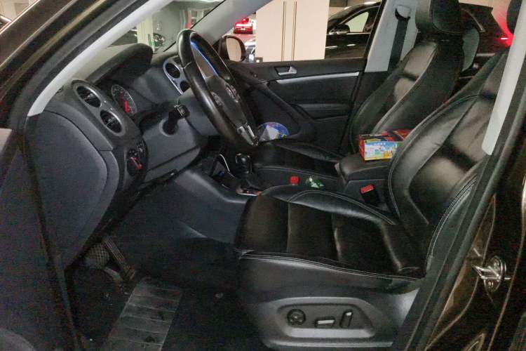Used Volkswagen Tiguan 2016 300TSI Automatic Two-Wheel Drive Comfort Edition Left Front Seat