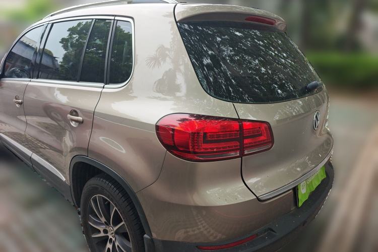 Used Volkswagen Tiguan 2016 300TSI Automatic Two-Wheel Drive Luxury Edition Rear Left 45 Deg