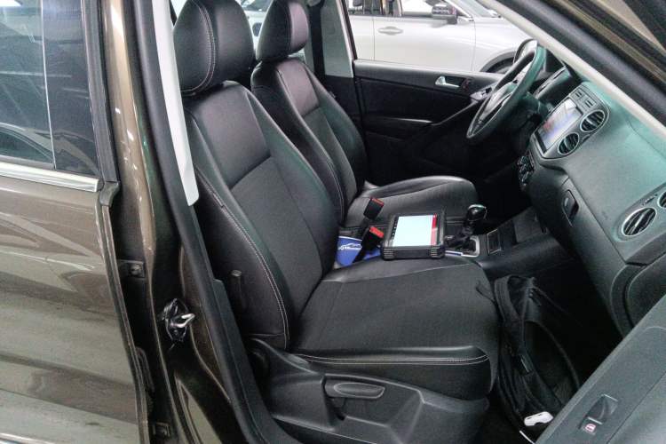 Used Volkswagen Tiguan 2016 300TSI Automatic Two-Wheel Drive Trend Edition Right Front Seat