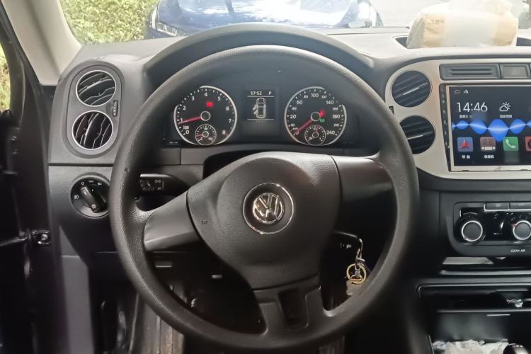 Used Volkswagen Tiguan 2016 280TSI Automatic Two-Wheel-Drive Silk Road Style Edition Steering Wheel