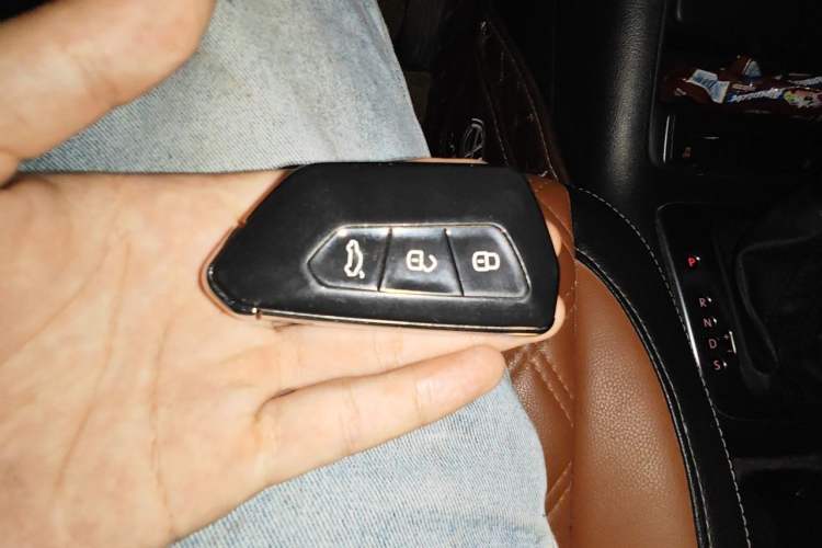 Used Volkswagen Tiguan 2016 300TSI Automatic Two-Wheel Drive Trend Edition Vehicle Key