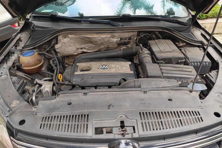 Used Volkswagen Tiguan 2016 300TSI Automatic Two-Wheel Drive Comfort Edition Engine Bay