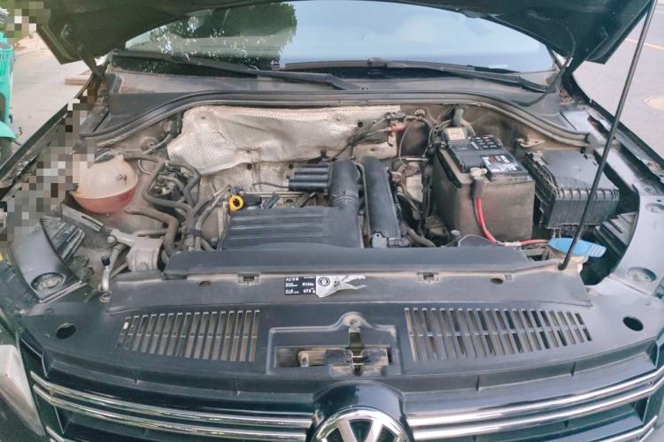 Used Volkswagen Tiguan 2016 280TSI Automatic Two-Wheel-Drive Silk Road Style Edition Engine Bay