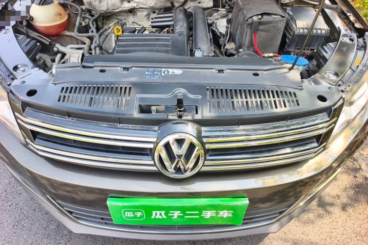 Used Volkswagen Tiguan 2016 280TSI Automatic Two-Wheel Drive Silk Road Comfort Edition Engine Bay