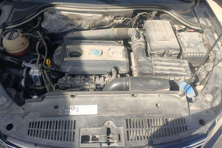 Used Volkswagen Tiguan 2016 300TSI Automatic All-Wheel Drive Luxury Edition Engine Bay