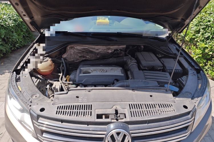 Used Volkswagen Tiguan 2016 300TSI Automatic All-Wheel Drive Luxury Edition Engine Bay