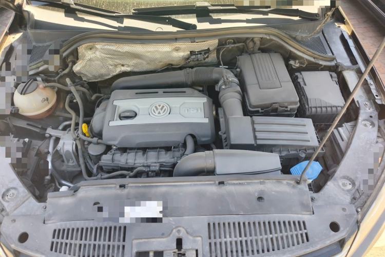 Used Volkswagen Tiguan 2016 300TSI Automatic Two-Wheel Drive Luxury Edition Engine Bay
