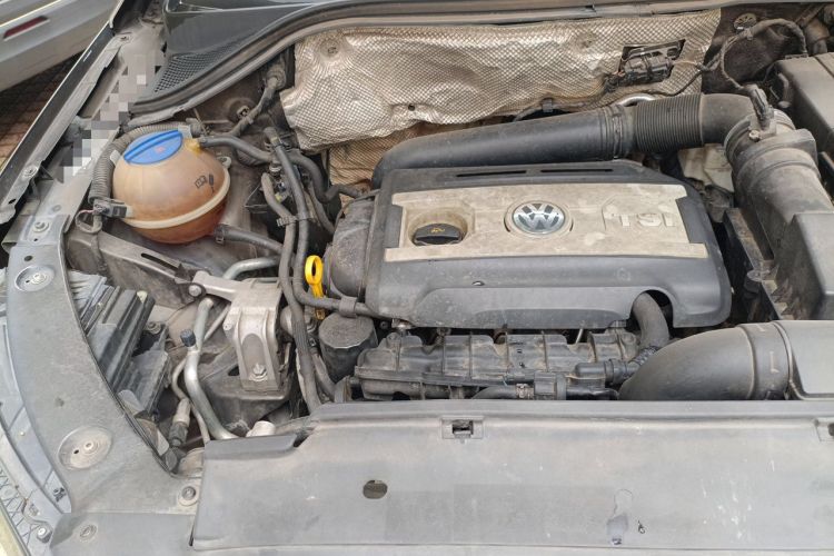 Used Volkswagen Tiguan 2016 300TSI Automatic Two-Wheel Drive Comfort Edition Engine Bay Right