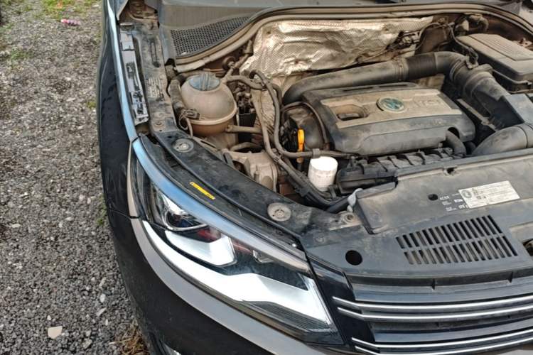 Used Volkswagen Tiguan 2016 300TSI Automatic Two-Wheel Drive Trend Edition Engine Bay Right