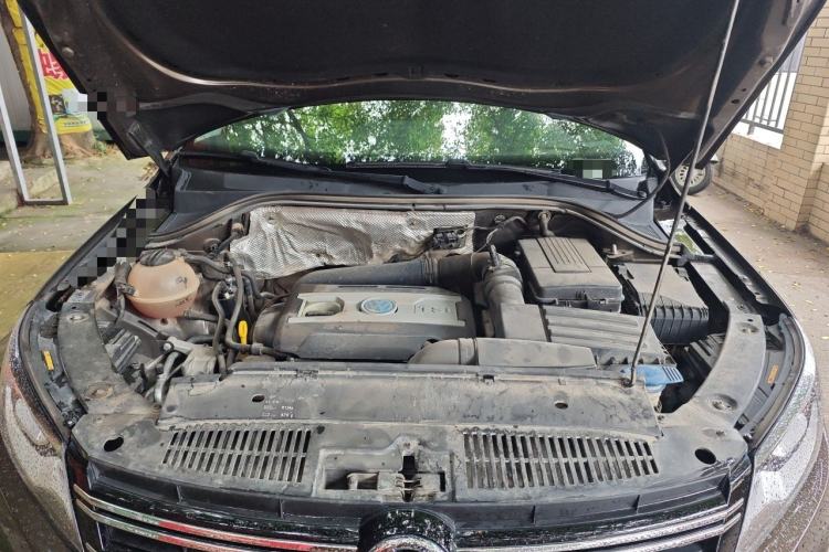 Used Volkswagen Tiguan 2016 300TSI Automatic Two-Wheel Drive Comfort Edition Engine Bay