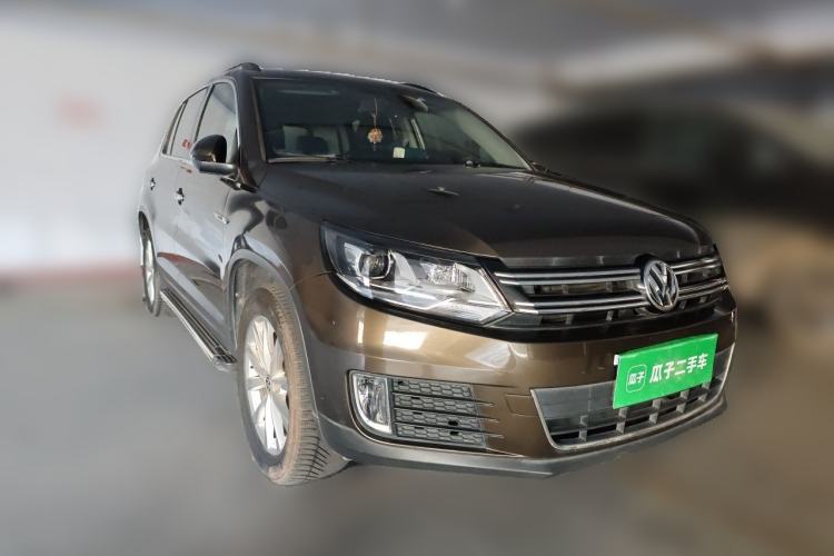 Used Volkswagen Tiguan 2016 300TSI Automatic All-Wheel Drive Fashion Vision Edition Front Right 45 Deg