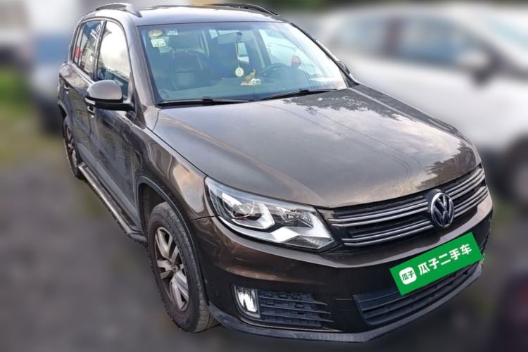 Used Volkswagen Tiguan 2016 300TSI Automatic Two-Wheel Drive Trend Edition Front Right 45 Deg