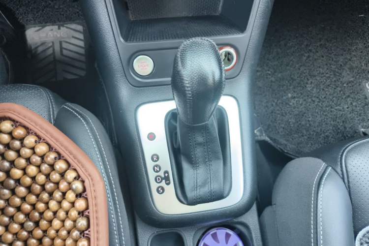 Used Volkswagen Tiguan 2016 300TSI Automatic Two-Wheel Drive Luxury Edition Gear Lever