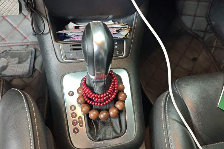 Used Volkswagen Tiguan 2016 300TSI Automatic Two-Wheel Drive Comfort Edition Gear Lever