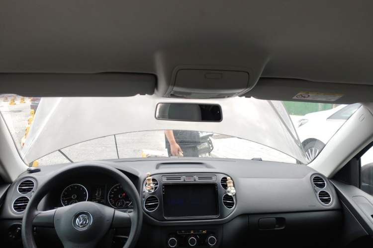 Used Volkswagen Tiguan 2016 280TSI Automatic Two-Wheel-Drive Silk Road Style Edition Headliner