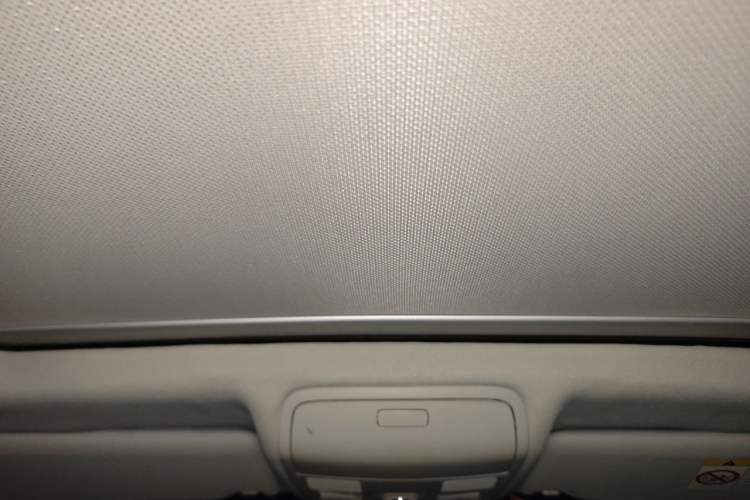 Used Volkswagen Tiguan 2016 280TSI Automatic Two-Wheel Drive Silk Road Comfort Edition Headliner