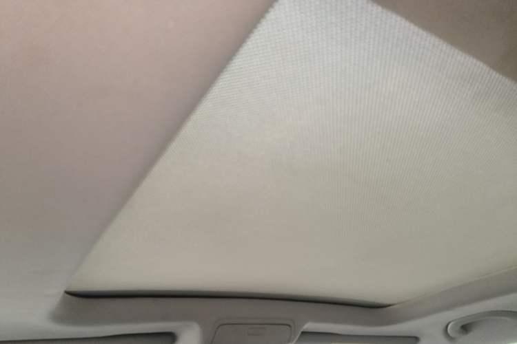 Used Volkswagen Tiguan 2016 300TSI Automatic Two-Wheel Drive Comfort Edition Headliner