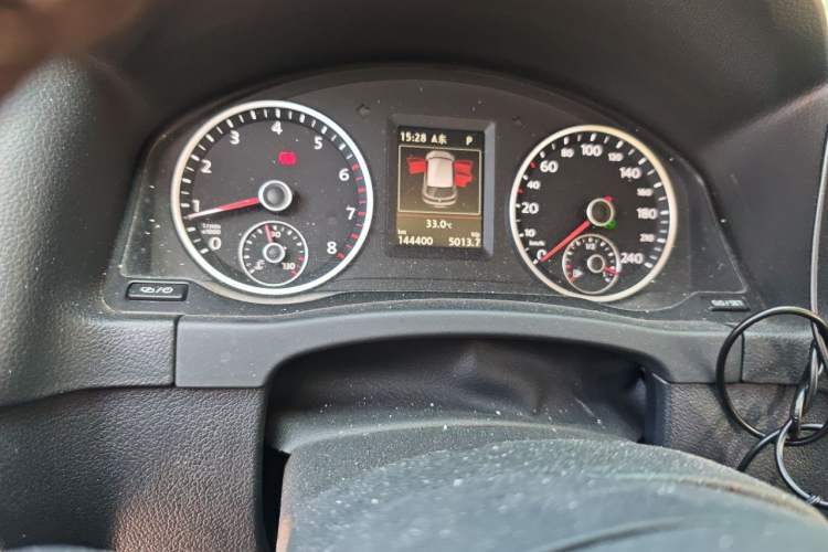 Used Volkswagen Tiguan 2016 300TSI Automatic Two-Wheel Drive Luxury Edition Instrument Cluster