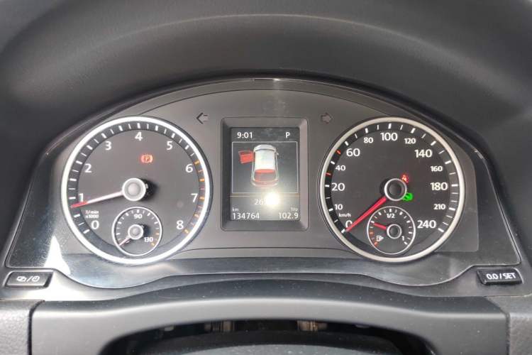 Used Volkswagen Tiguan 2016 300TSI Automatic All-Wheel Drive Luxury Edition Instrument Cluster