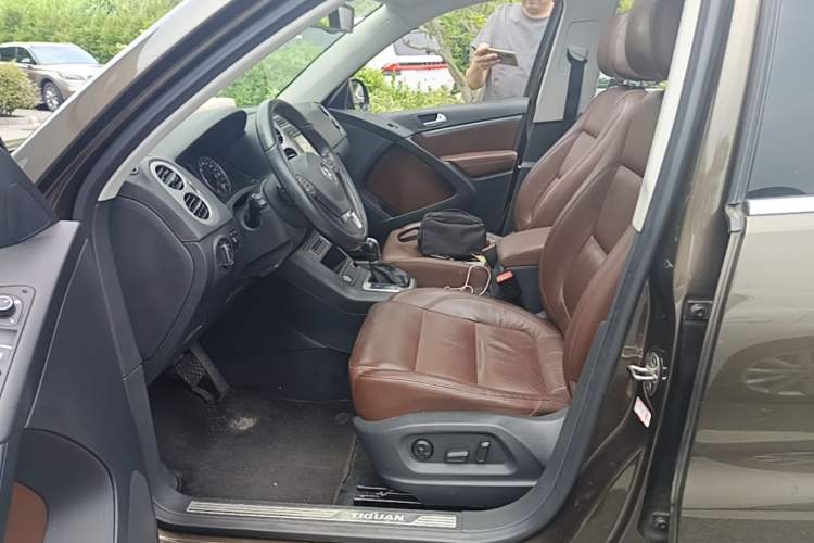 Used Volkswagen Tiguan 2016 300TSI Automatic Two-Wheel Drive Luxury Edition Left Front Seat