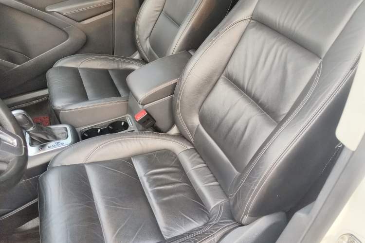 Used Volkswagen Tiguan 2016 300TSI Automatic Two-Wheel Drive Comfort Edition Left Front Seat