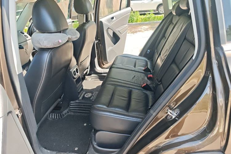 Used Volkswagen Tiguan 2016 300TSI Automatic Two-Wheel Drive Luxury Edition Left Rear Seat